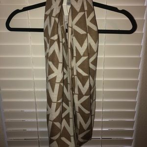 Michael Kors Logo Infinity Scarf